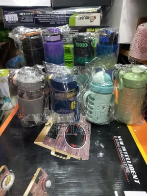 💧 Water Bottle / Kids & Adults
