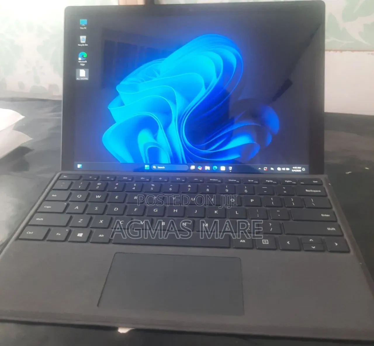 New Laptop Microsoft Surface Pro 6 8GB Intel Core i5 SSD 256GB