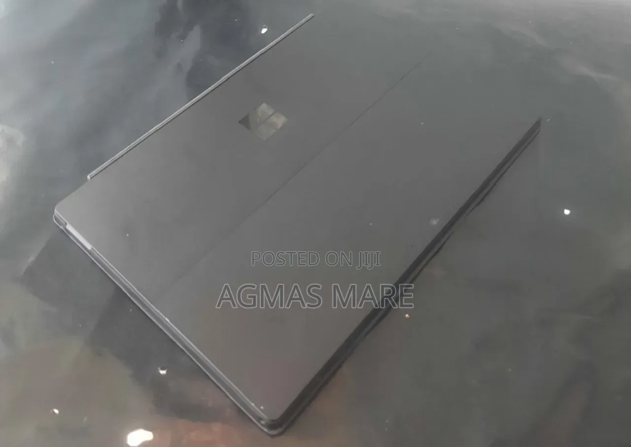 New Laptop Microsoft Surface Pro 6 8GB Intel Core i5 SSD 256GB