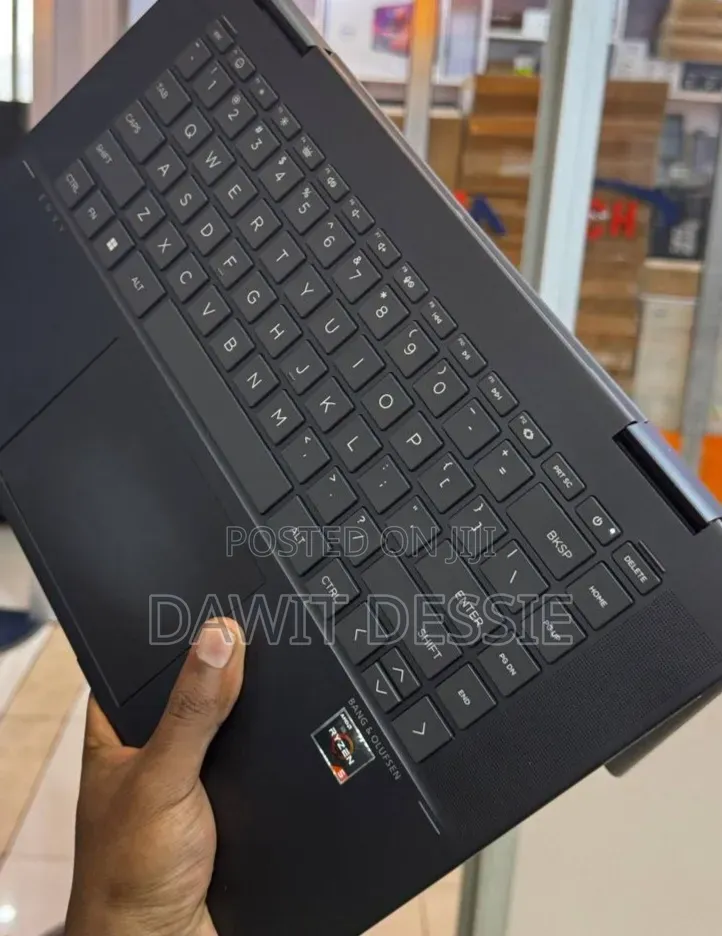 New Laptop HP Envy 15 8GB AMD Ryzen 5 SSD 512GB