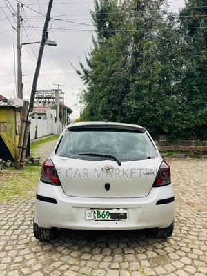 Toyota Yaris HB T1 2009 Silver