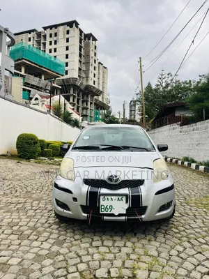 Toyota Yaris HB T1 2009 Silver