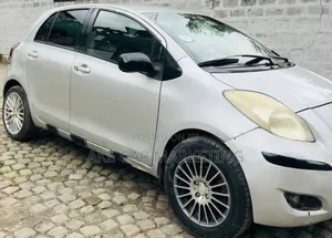 Toyota Yaris HB T1 2009 Silver