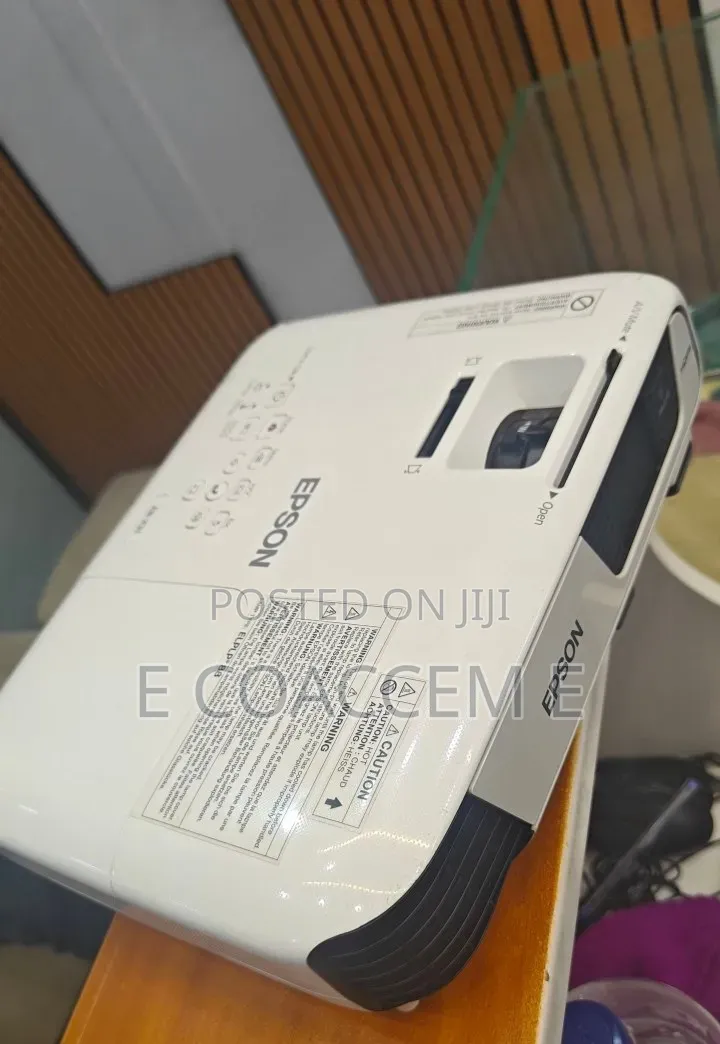 Epson EB-X31 LCD Projector in White With Top Con
