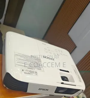 Epson EB-X31 LCD Projector in White With Top Con