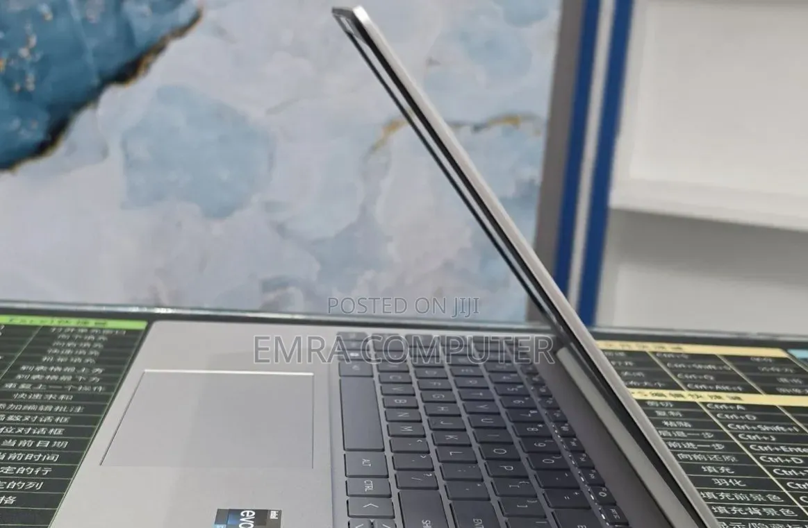 New Laptop HP 16GB Intel Core i7 SSD 1T