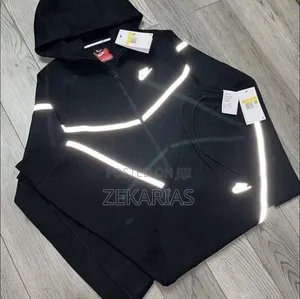 Nike Tech Reflective