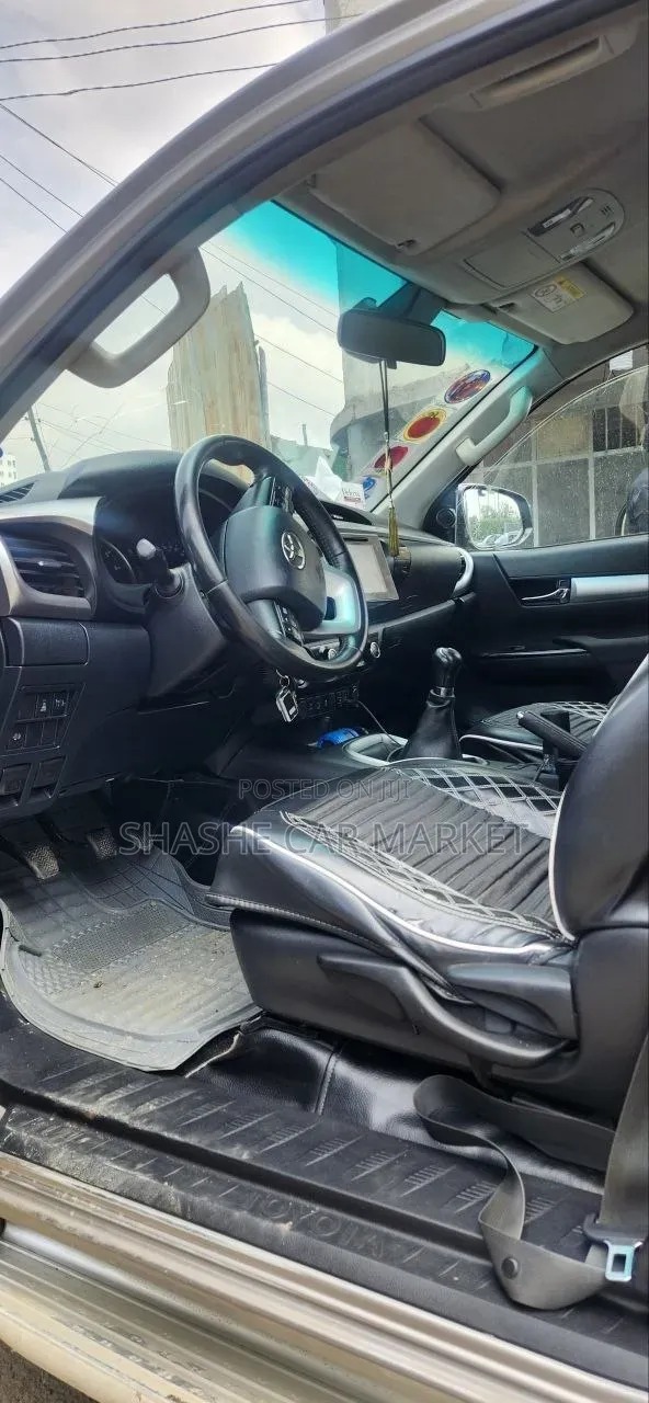 Toyota Hilux 2020