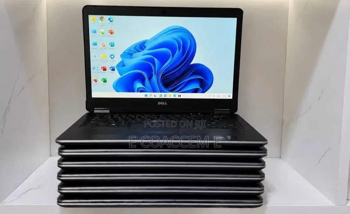 New Laptop Dell 8GB Intel Core i7 SSD 256GB