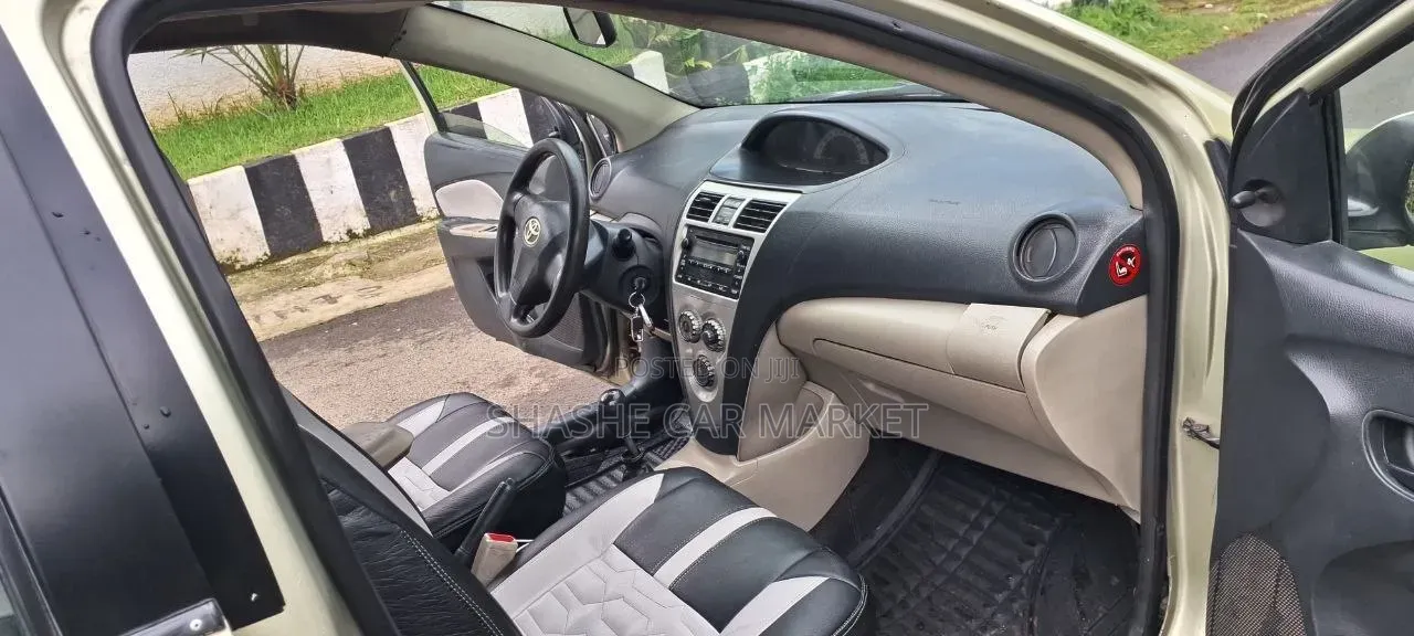Toyota Yaris 2007