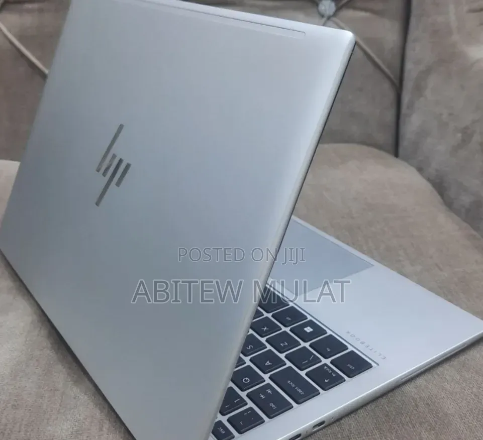 New Laptop HP EliteBook 830 16GB Intel Core i5 SSD 512GB