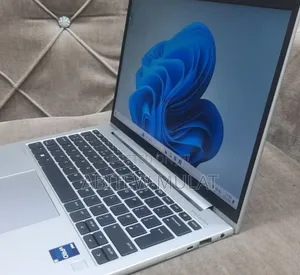 New Laptop HP EliteBook 830 16GB Intel Core i5 SSD 512GB