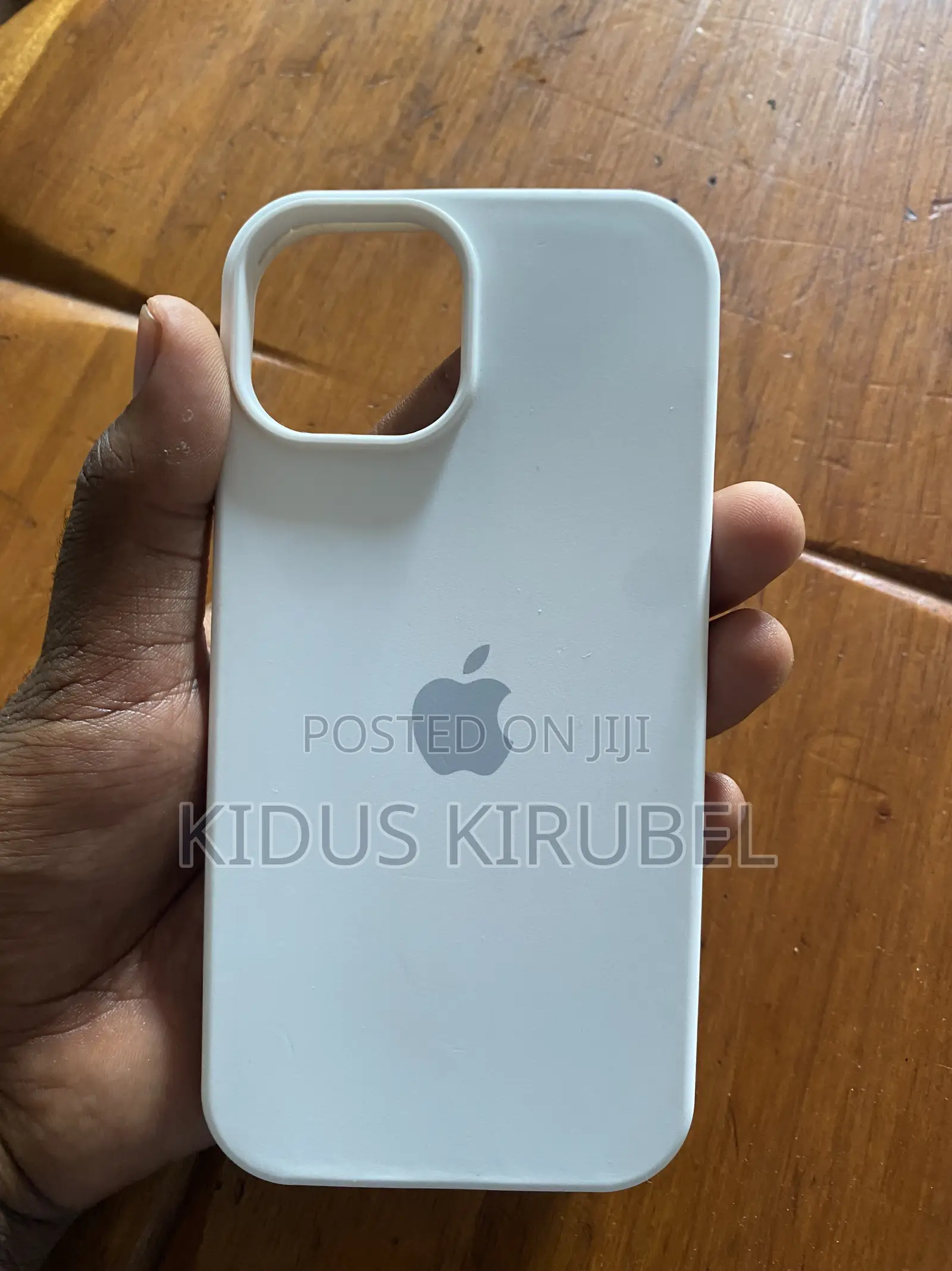 iPhone 13 Cover