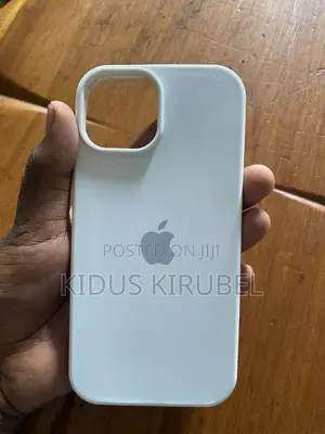 iPhone 13 Cover