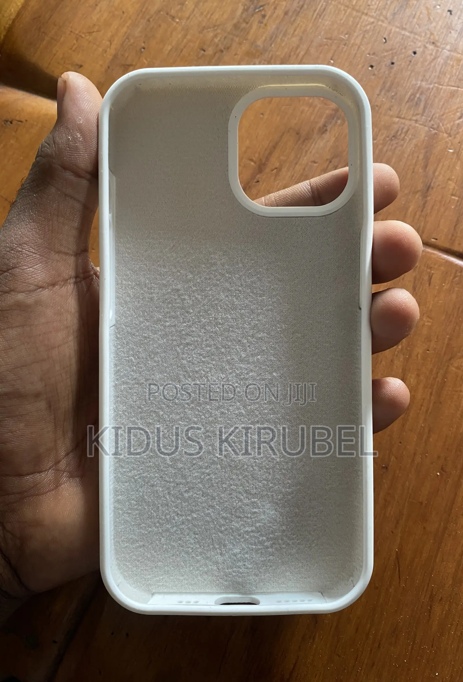 iPhone 13 Cover