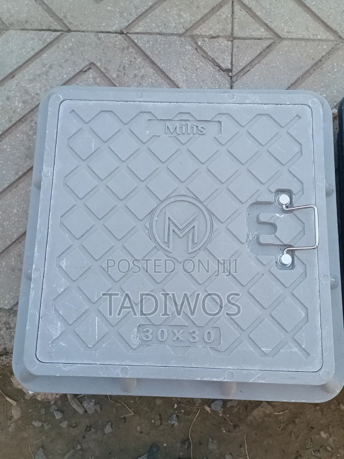 Manhole Cover 30×30 Best Quality