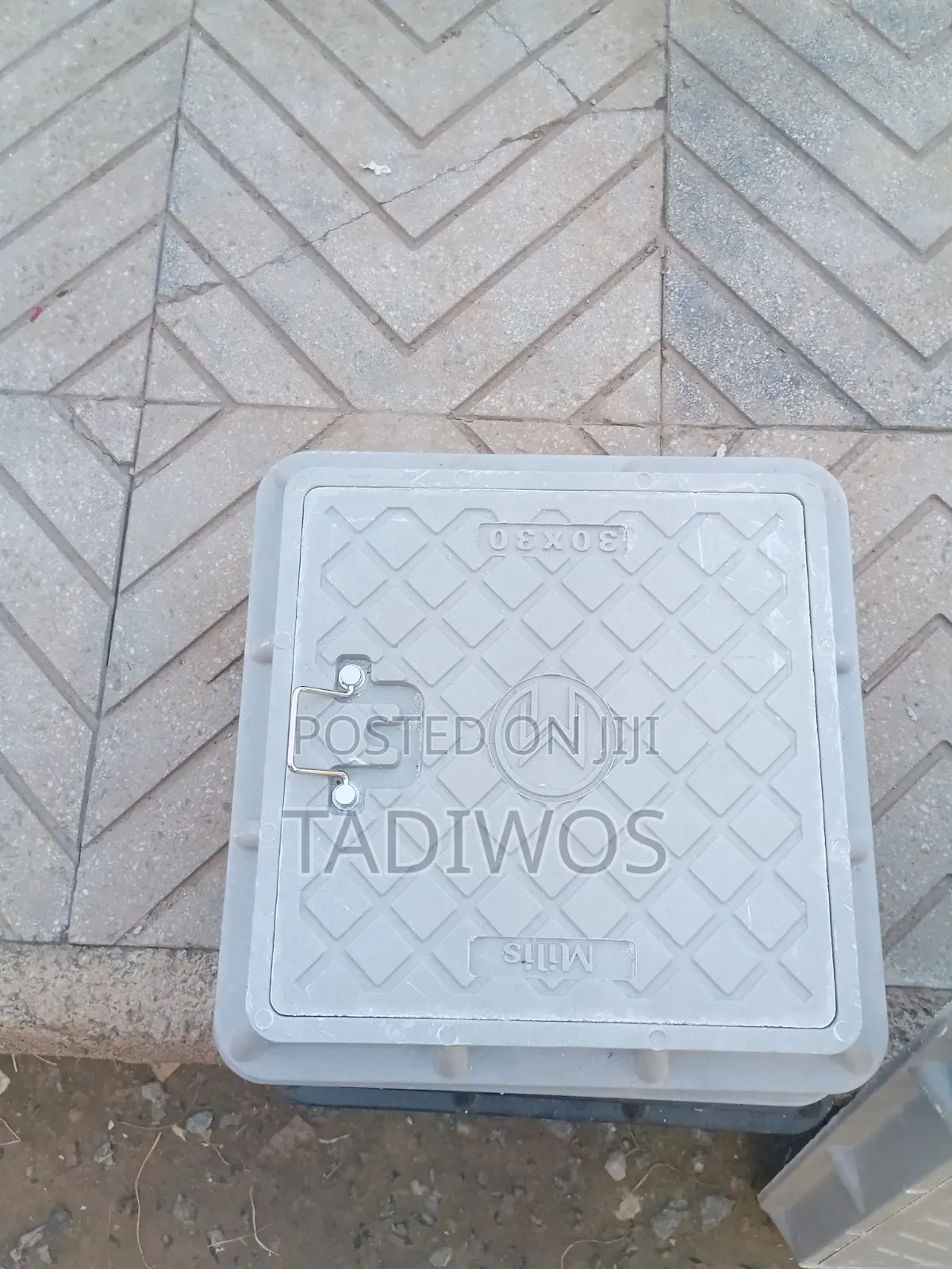 Manhole Cover 30×30 Best Quality