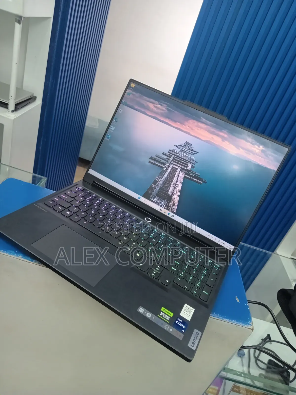 New Laptop Lenovo Legion 7 16GB Intel Core i9 SSD 1T