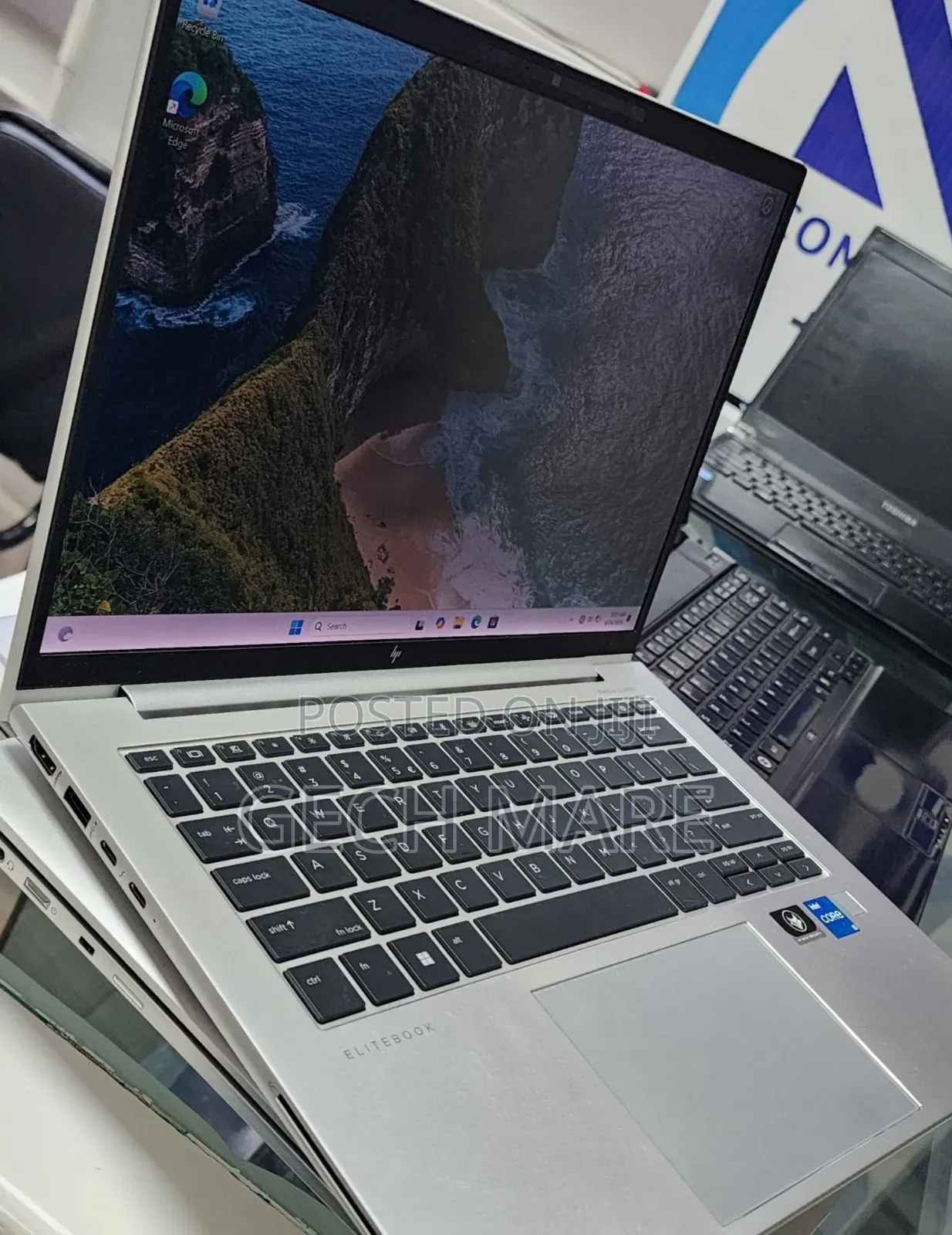 New Laptop HP EliteBook 840 G9 16GB Intel Core i5 SSD 512GB