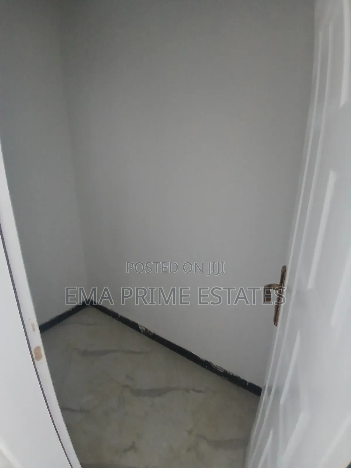 Furnished 3bdrm Apartment in Ema Prime Estates, Gullele for sale