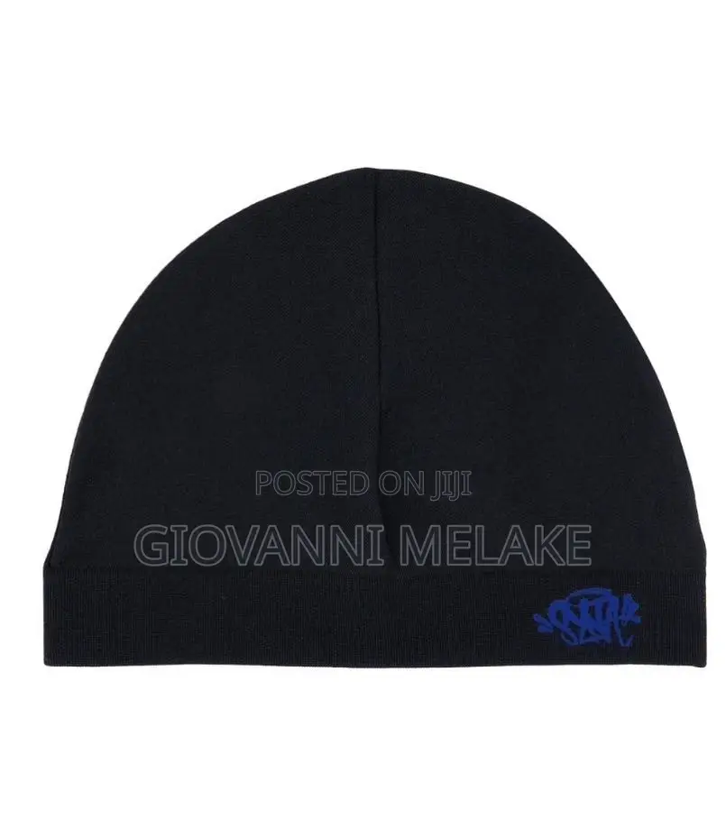 Syna Skull Cap Black