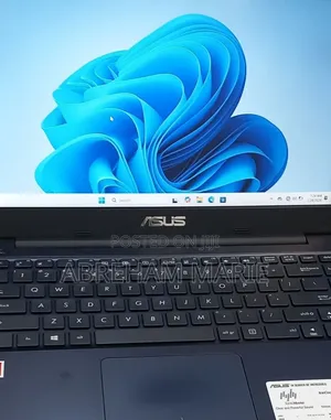 New Laptop Asus ROG Strix G15 8GB AMD Ryzen 9 SSD 256GB