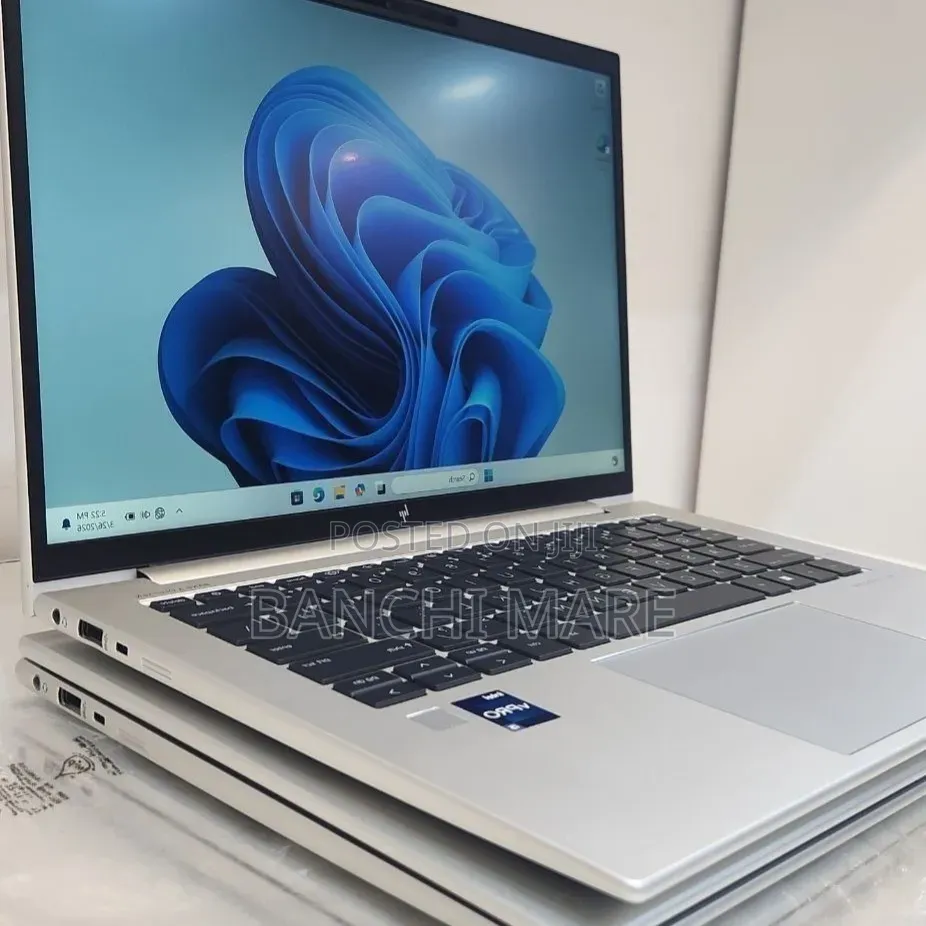 New Laptop HP EliteBook 840 G9 16GB Intel Core i5 SSD 512GB