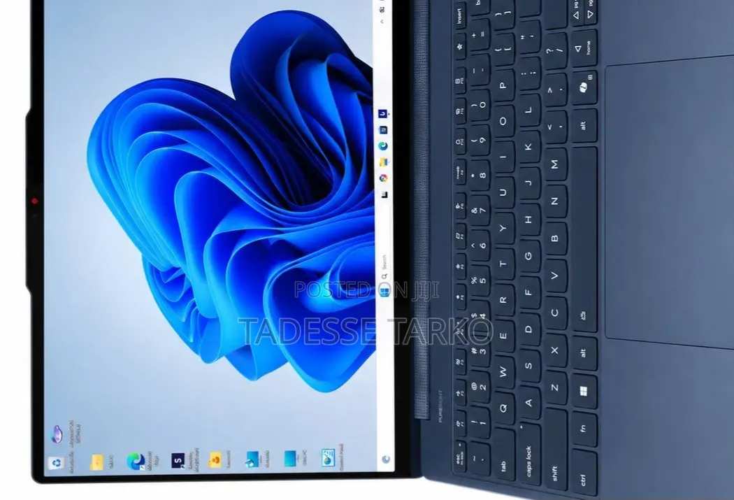 New Laptop Lenovo Yoga 9 32GB Intel Core Ultra 7 SSD 1T