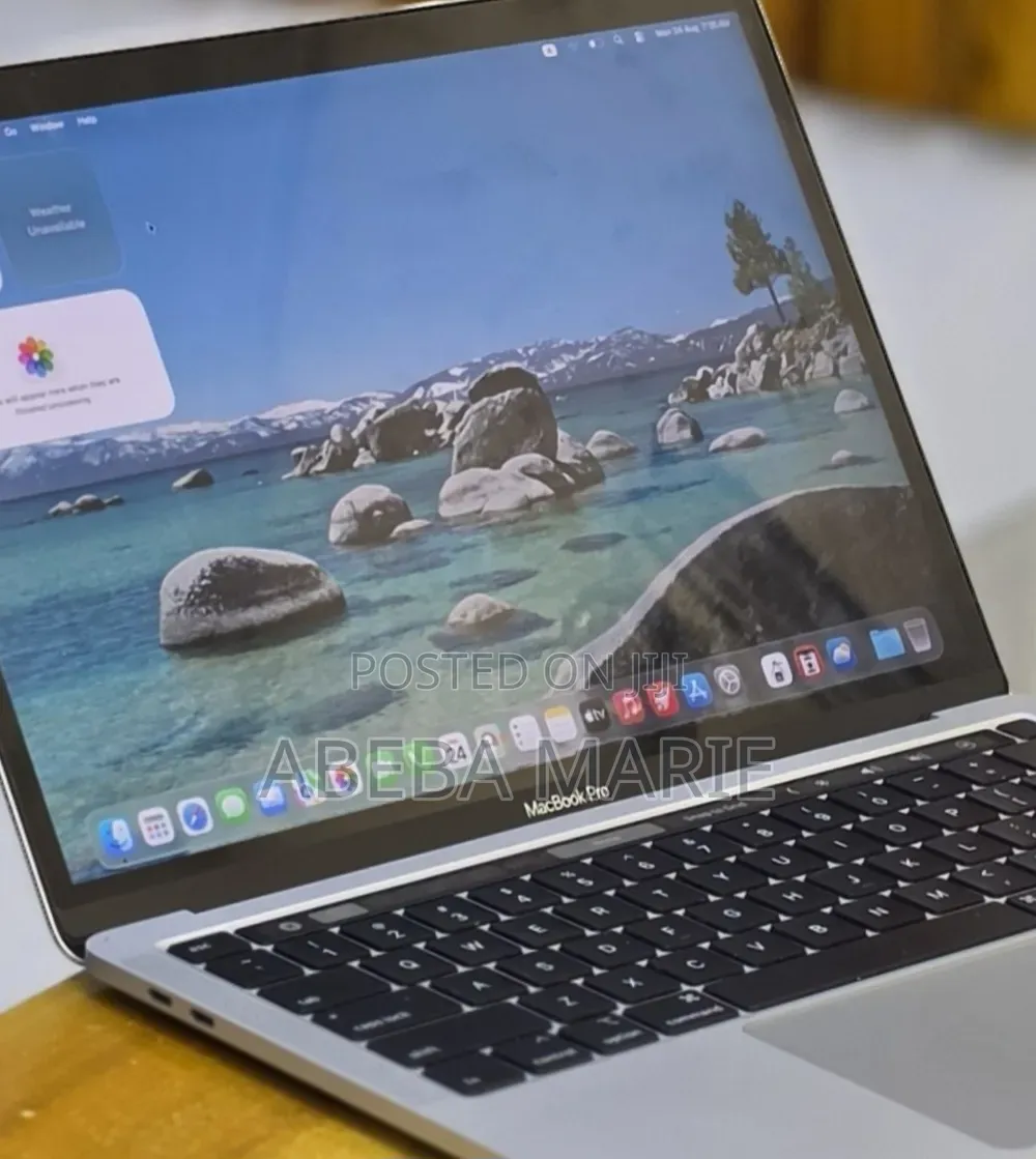 New Laptop Apple MacBook Pro 2020 32GB Intel Core i7 SSD 512GB