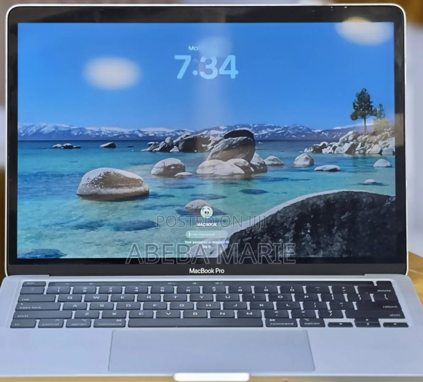 New Laptop Apple MacBook Pro 2020 32GB Intel Core i7 SSD 512GB