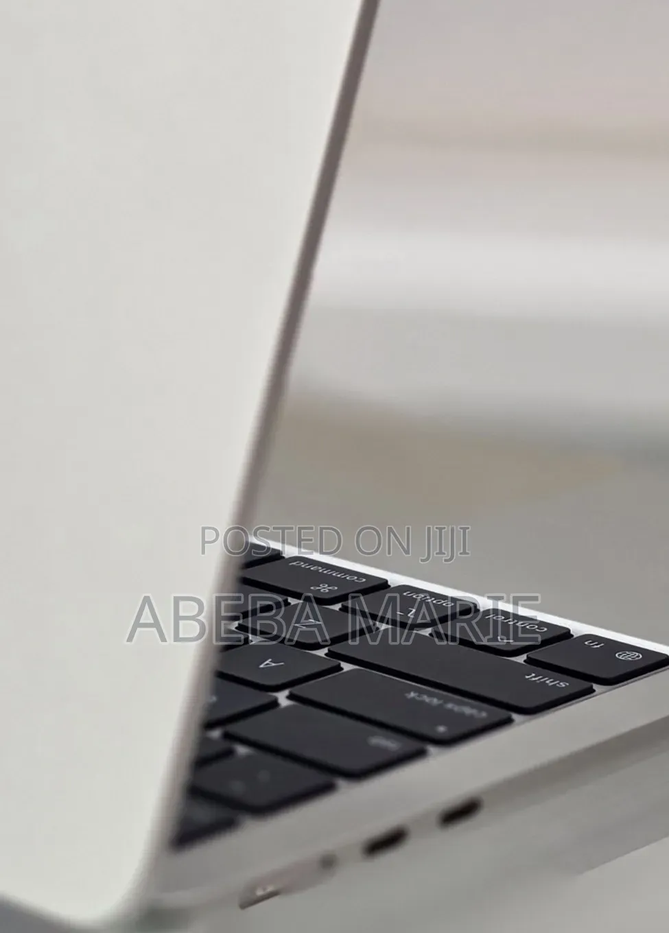 New Laptop Apple MacBook Air 2025 M4 16GB Apple M4 SSD 256GB