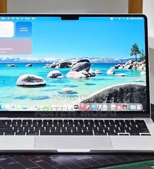 New Laptop Apple MacBook Air 2022 M2 16GB Apple M2 SSD 256GB