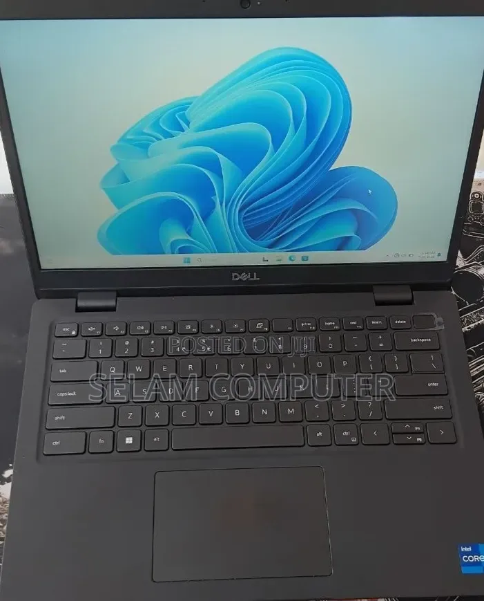 New Laptop Dell Latitude 3420 16GB Intel Core i7 SSD 512GB