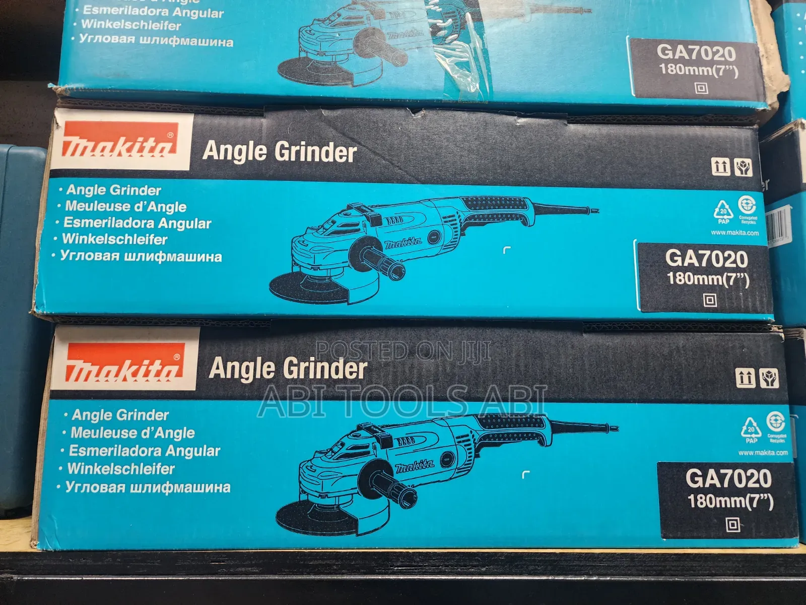 Makita GA7020 Angle Grinder