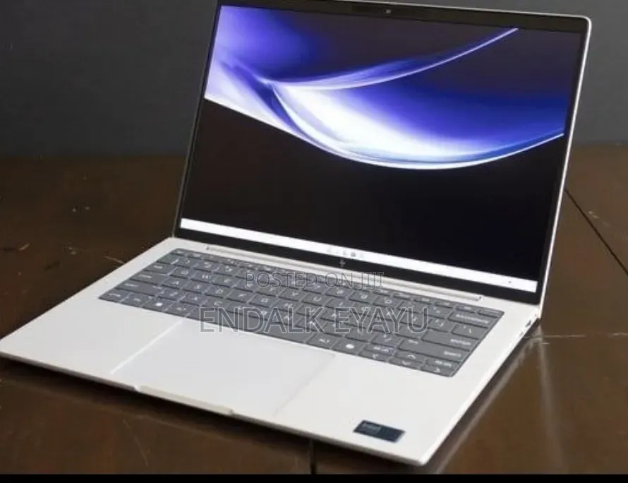 New Laptop HP EliteBook 1040 32GB Intel Core Ultra 7 SSD 1T