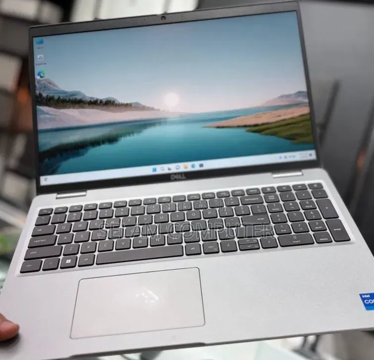 New Laptop Dell Latitude 5540 16GB Intel Core i5 SSD 512GB