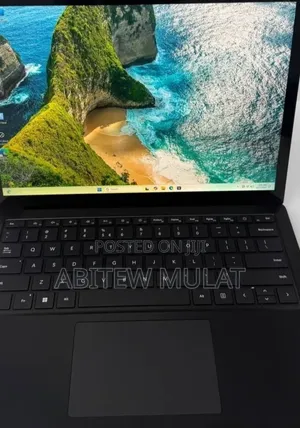 New Laptop Microsoft Surface Laptop 5 16GB Intel Core i7 SSD 256GB