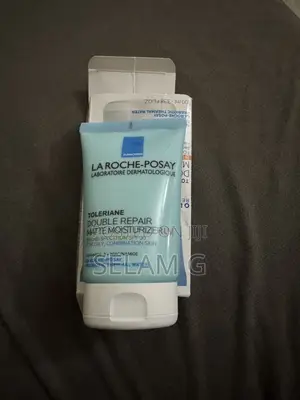 Laroche-Posay Matt Moisturizer With Sunscreen