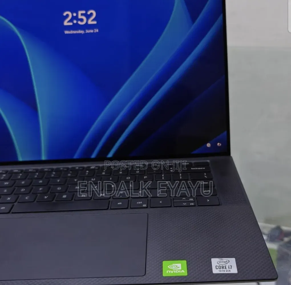 New Laptop Dell Precision 15 3520 16GB Intel Core i7 SSD 512GB