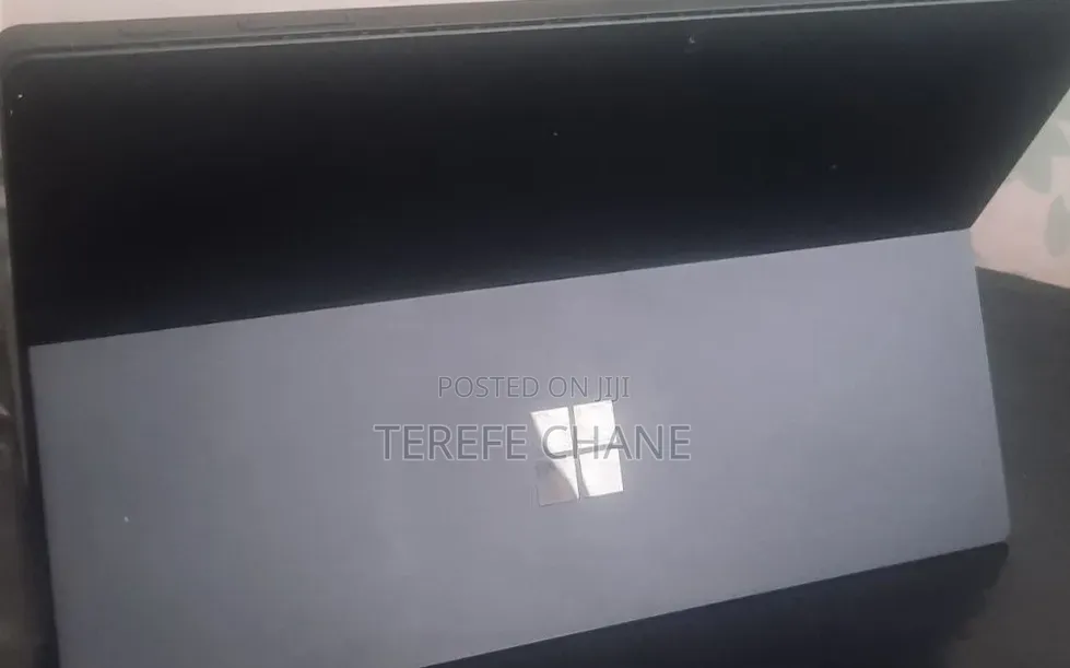 New Laptop Microsoft Surface Pro 6 8GB Intel Core i5 SSD 256GB