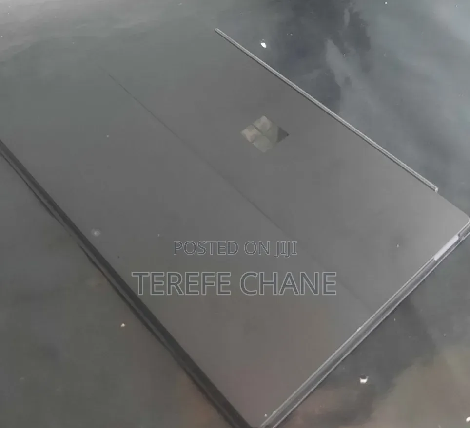 New Laptop Microsoft Surface Pro 6 8GB Intel Core i5 SSD 256GB