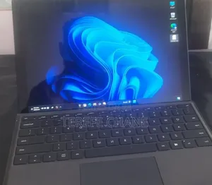 New Laptop Microsoft Surface Pro 6 8GB Intel Core i5 SSD 256GB