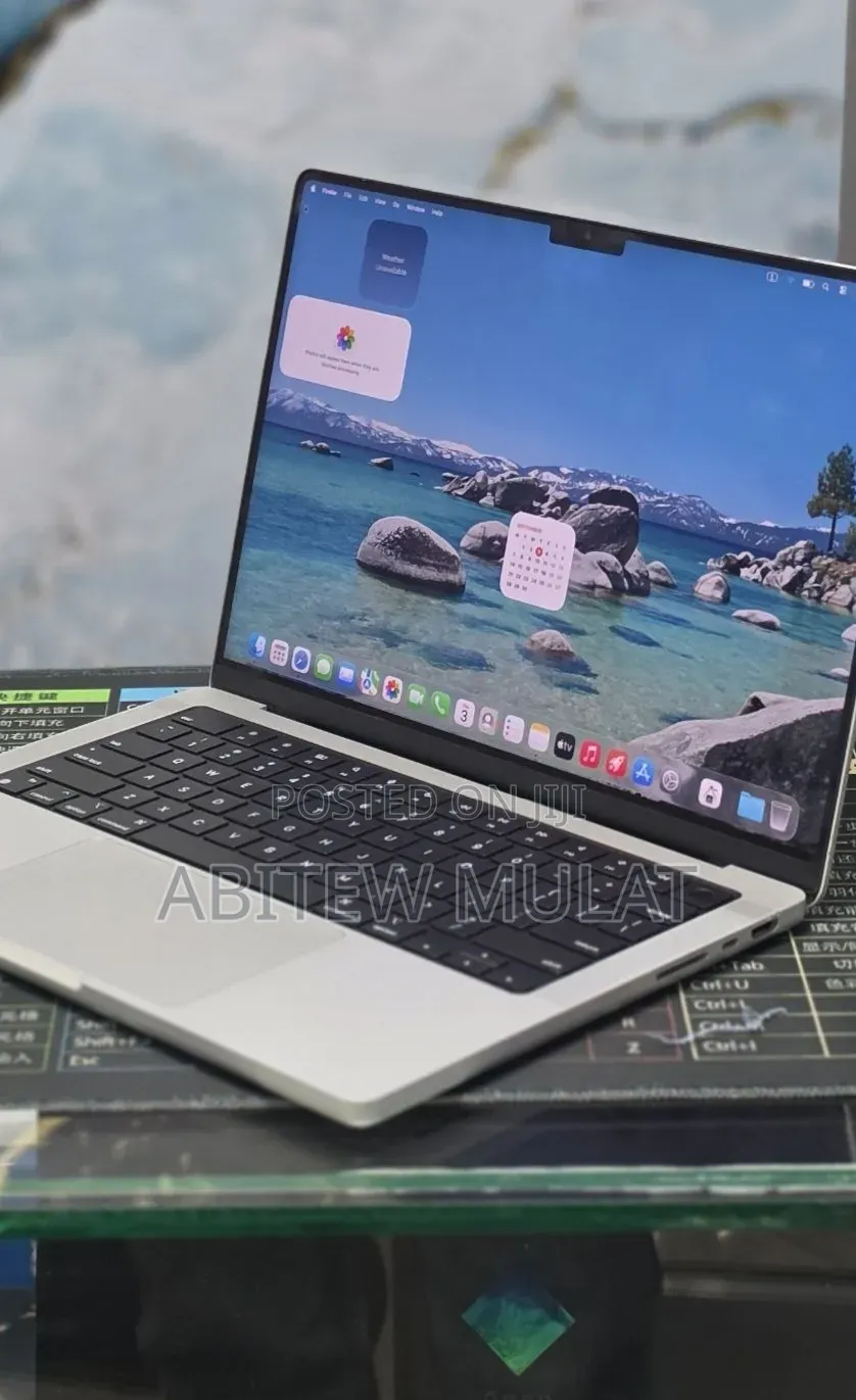 New Laptop Apple MacBook Pro 2021 M1 16GB Apple M1 Pro SSD 1T