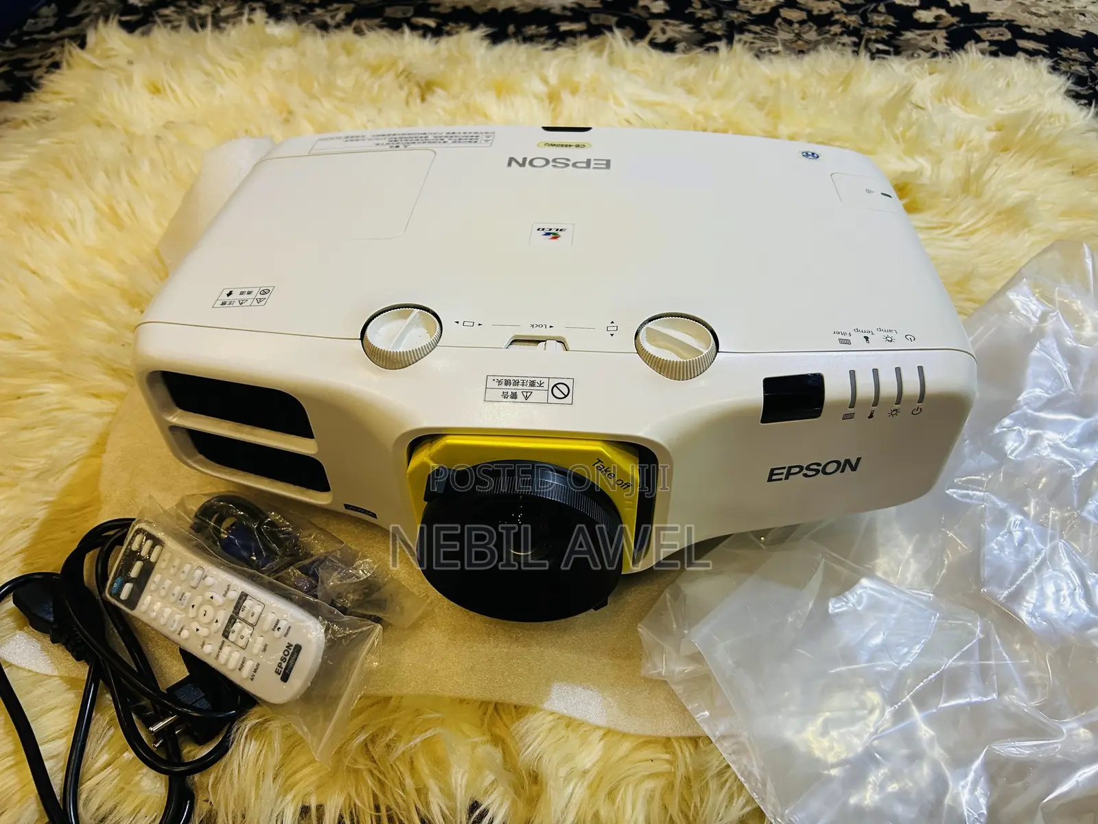 Epson CB-4850WU 3LCD Full HD Professional Home Theater Projector.4,500