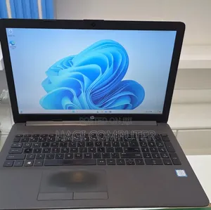 New Laptop HP Stream Notebook 8GB Intel Core i5 HDD 1T