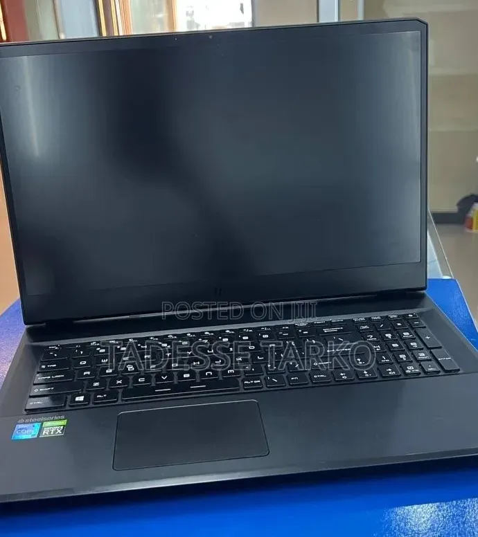 New Laptop MSI GP75 Leopard 16GB Intel Core i7 SSD 1T
