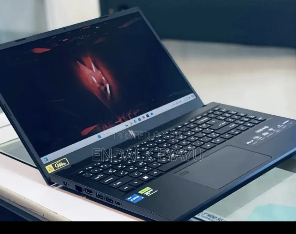 New Laptop Acer Nitro V 15 16GB AMD Ryzen 5 SSD 512GB