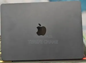 New Laptop Apple MacBook Air 2022 M2 8GB Apple M2 SSD 512GB