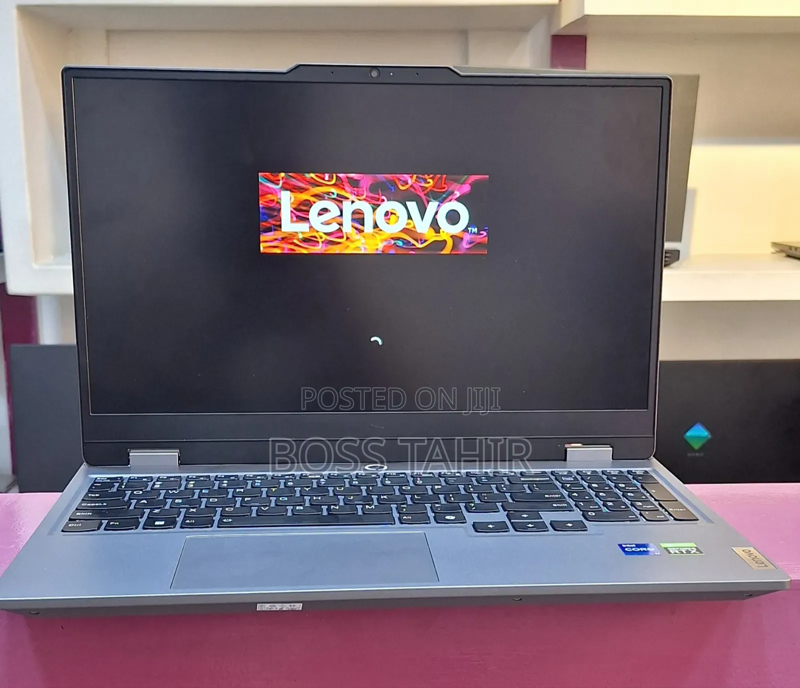 New Laptop Lenovo LOQ 15ARP9 16GB Intel Core i7 SSD 1T
