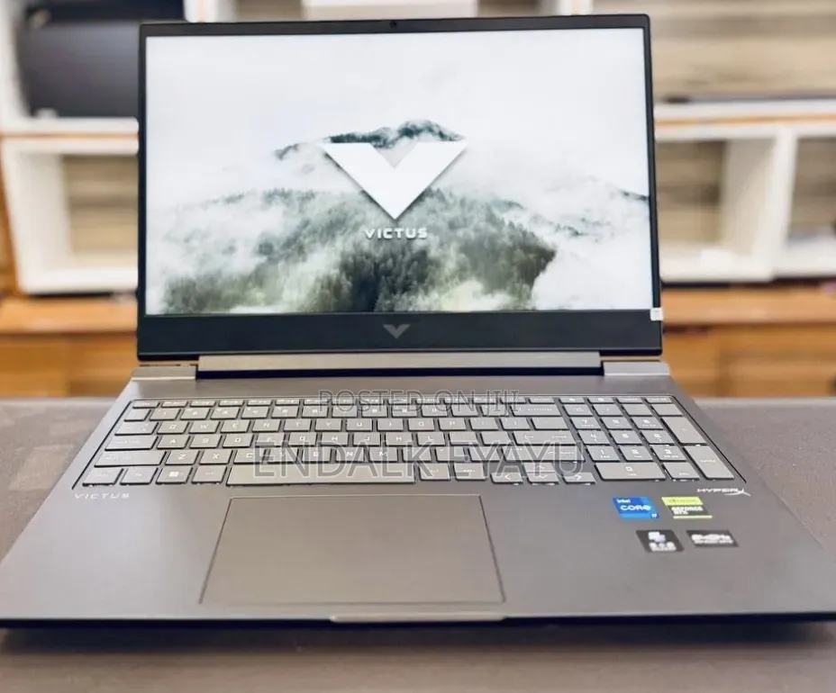 New Laptop HP Victus 16 16GB Intel Core i7 SSD 1T